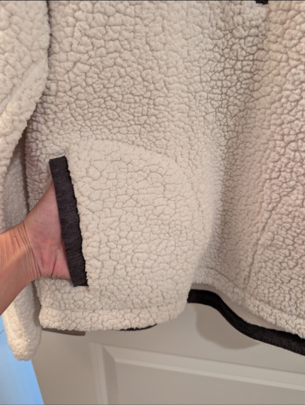 Cream DSG Sherpa - Picture 3 of 4